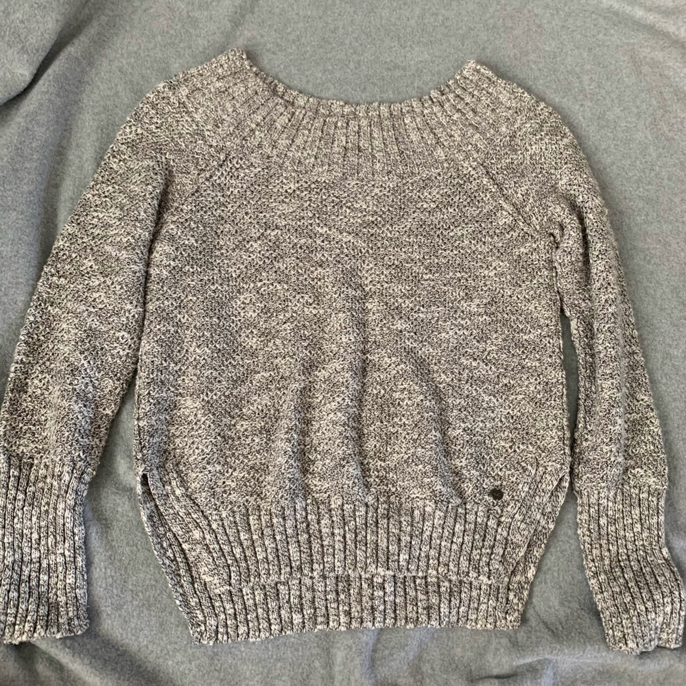 hollister knit sweater